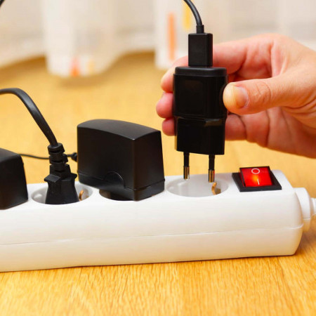 Regleta 5 Enchufes Schuko 1,5m Blanco con Interruptor 7hSevenOn Bases Múltiples 6 Regleta 5 Enchufes Schuko 1,5m Blanco con Interruptor 7hSevenOn Bases Múltiples 6